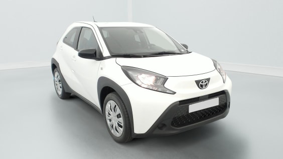 Toyota AYGO X 1.0 VVT-i 72 S-CVT Dynamic Blanc Pur