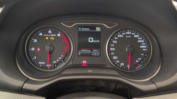 Audi Q2 35 TFSI 150 S tronic 7 Design Noir Mythic