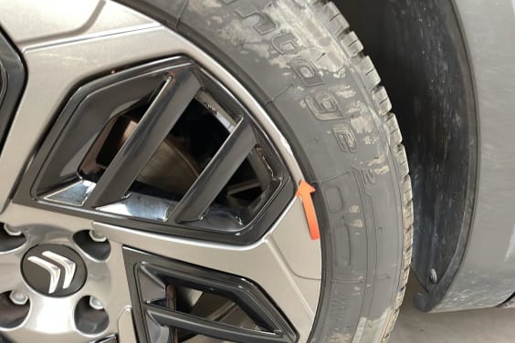 Citroën C4 PureTech 130 S&S BVM6 Feel Pack Orange Pulse