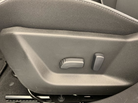Dacia BIGSTER Mild Hybrid 140 Journey Bleu Indigo
