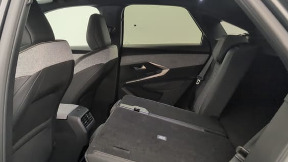 Peugeot 3008 Hybrid 145 e-DCS6 Allure Gris Titane