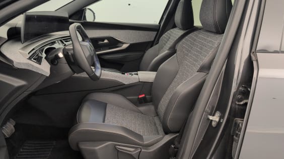 Peugeot 3008 Hybrid 145 e-DCS6 Allure Gris Titane