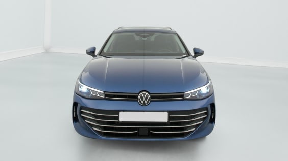 Volkswagen Passat 2.0 TDI EVO SCR 122 DSG7 Life Plus Bleu Récif
