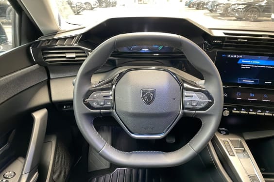 Peugeot 408 Hybrid 145 e-DCS6 Allure Noir Perla Nera