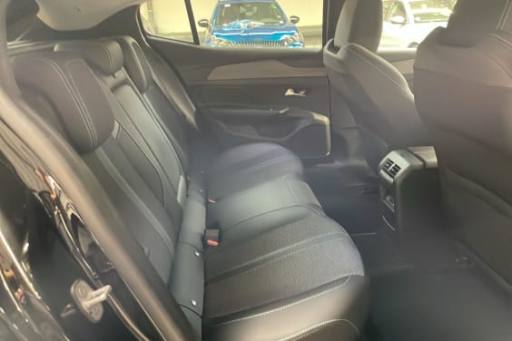 Peugeot 408 Hybrid 145 e-DCS6 Allure Noir Perla Nera