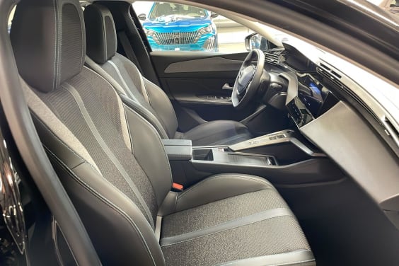 Peugeot 408 Hybrid 145 e-DCS6 Allure Noir Perla Nera