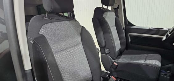 Peugeot Traveller Traveller M Diesel 180 ch Automatique Business Gris Titane