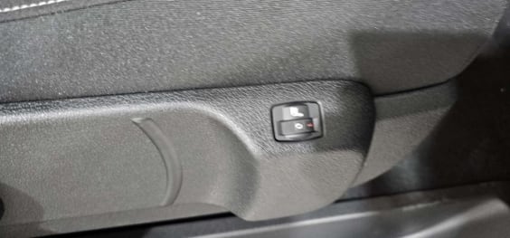 Peugeot Traveller Traveller M Diesel 180 ch Automatique Business Gris Titane