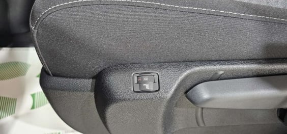 Peugeot Traveller Traveller M Diesel 180 ch Automatique Business Gris Titane