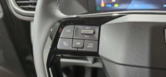 Peugeot Traveller Traveller M Diesel 180 ch Automatique Business Gris Titane