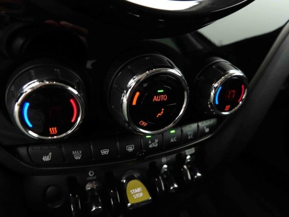 Mini COUNTRYMAN 1.5iA Cooper SE 220 PHEV ALL4 Noir