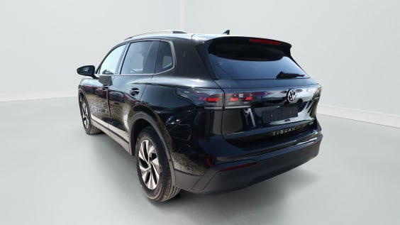 Volkswagen Tiguan 130 DSG Noir