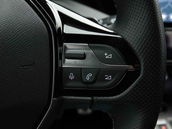 Peugeot 408 PHEV 225  GT Gris