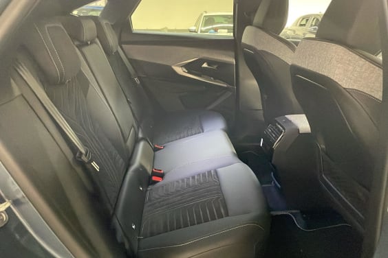 Peugeot 3008 Hybrid 145 e-DCS6 GT Bleu Ingaro / Toit Noir