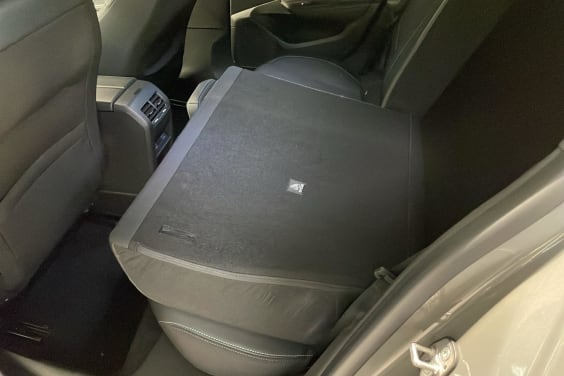 Peugeot 308 Hybrid 145 e-DCS6 Allure Gris Selenium