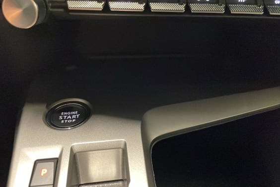 Peugeot 308 Hybrid 145 e-DCS6 Allure Gris Selenium