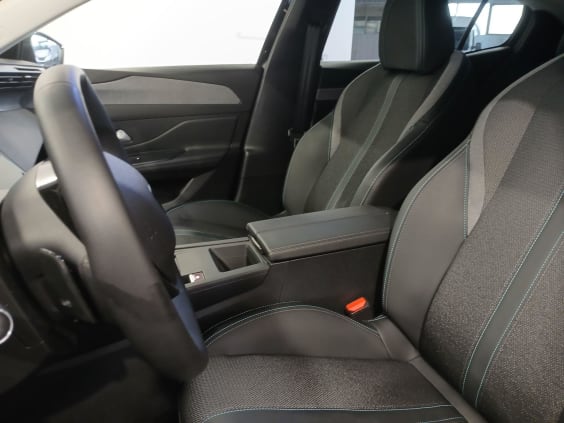 Peugeot 408 Allure Hybrid 145 ch e-DCS6 Noir