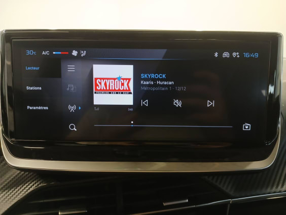 Peugeot 208 STYLE 100 CH BVM6 Gris