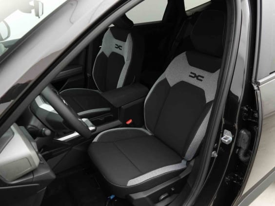 Dacia BIGSTER 1.2 TCE 140 MHEV JOURNEY Noir