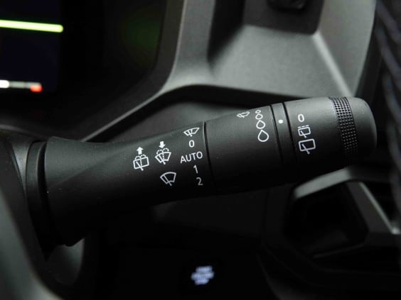 Dacia BIGSTER 1.2 TCE 140 MHEV JOURNEY Noir