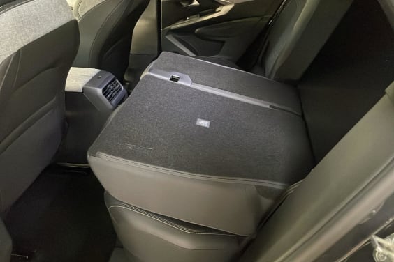 Peugeot 3008 Hybrid 145 e-DCS6 Allure Gris Titane