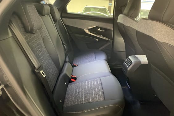 Peugeot 3008 Hybrid 145 e-DCS6 Allure Gris Titane