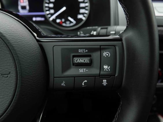Nissan QASHQAI 140 MHEV ACENTA Gris