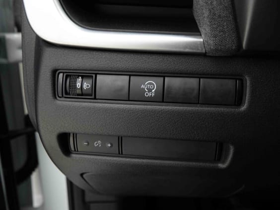 Nissan QASHQAI 140 MHEV ACENTA Blanc