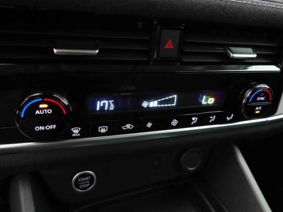 Nissan QASHQAI 140 MHEV ACENTA Blanc