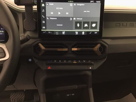 Dacia DUSTER Extreme + 1.8 HYBRID 155 Gris Schiste