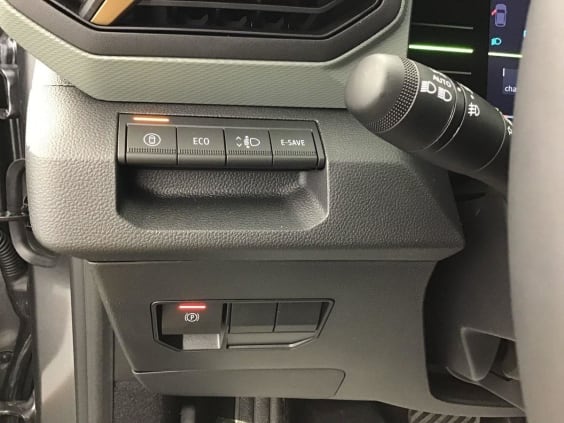 Dacia DUSTER Extreme + 1.8 HYBRID 155 Gris Schiste