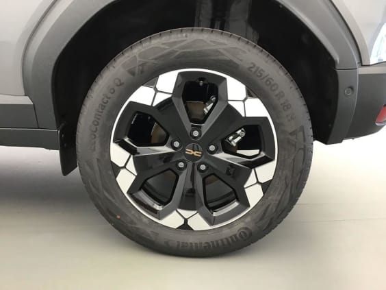 Dacia DUSTER Extreme + 1.8 HYBRID 155 Gris Schiste
