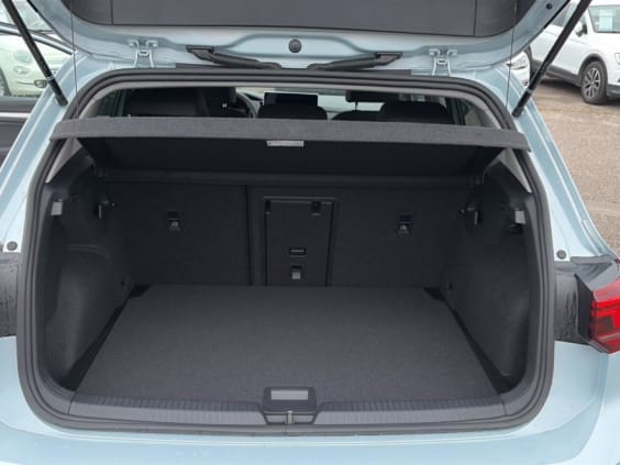 Volkswagen GOLF VIII 1.5 etsi evo2 116 life dsg7 Bleu Glacier