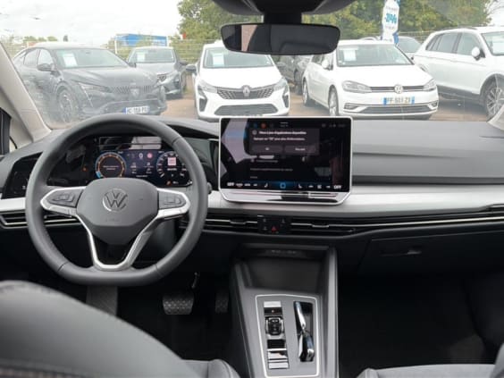 Volkswagen GOLF VIII 1.5 etsi evo2 116 life dsg7 Noir