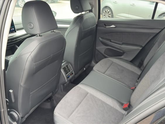 Volkswagen GOLF VIII 1.5 etsi evo2 116 life dsg7 Noir