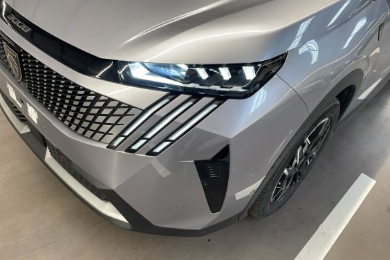 Peugeot 3008 Hybrid 145 e-DCS6 GT Gris Artense / Toit Noir