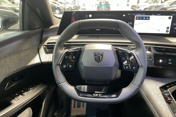 Peugeot 3008 Hybrid 145 e-DCS6 GT Gris Artense / Toit Noir