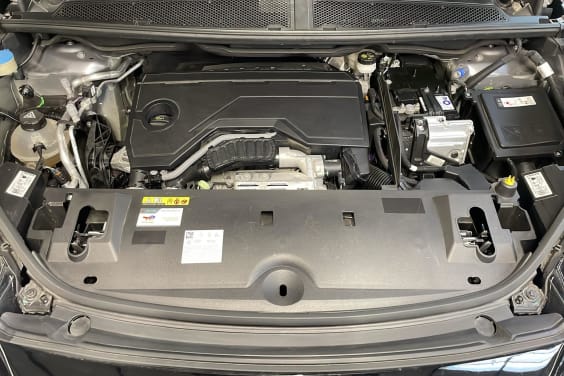 Peugeot 3008 Hybrid 145 e-DCS6 GT Gris Artense / Toit Noir