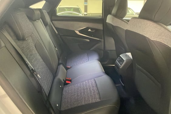 Peugeot 3008 Hybrid 145 e-DCS6 Allure Blanc Okenite