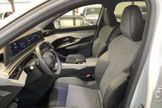 Peugeot 3008 Hybrid 145 e-DCS6 Allure Blanc Okenite