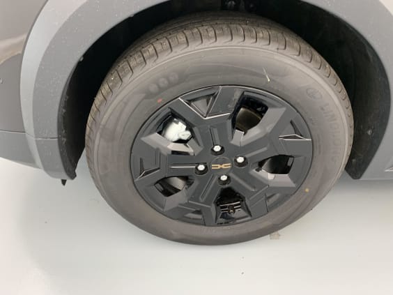 Dacia JOGGER Nouveau TCE 110 7 PL EXTREME Noir Nacré