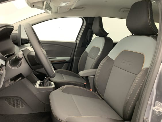 Dacia JOGGER Nouveau TCE 110 7 PL EXTREME Gris Schiste