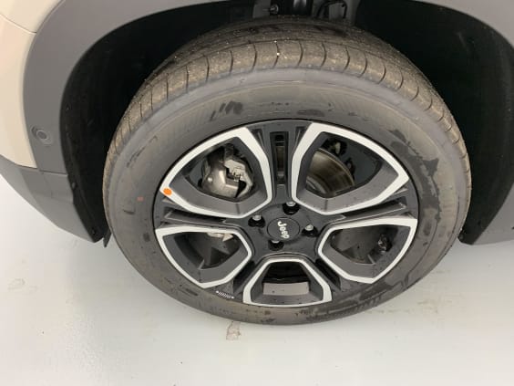Jeep Avenger 1.2 Turbo T3 110 ch e-Hybrid BVR6 Summit Stone