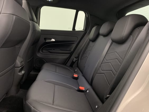 Jeep Avenger 1.2 Turbo T3 110 ch e-Hybrid BVR6 Summit Stone