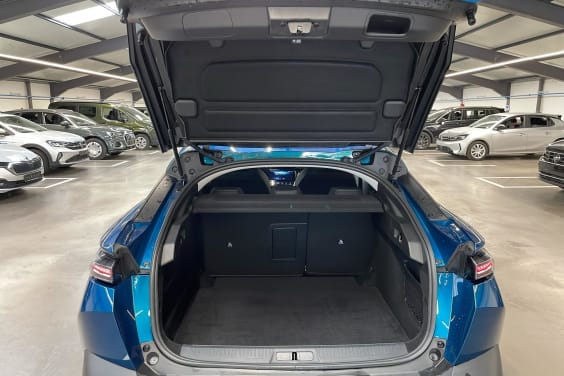 Peugeot 408 Hybrid 145 e-DCS6 Allure Bleu Obsession