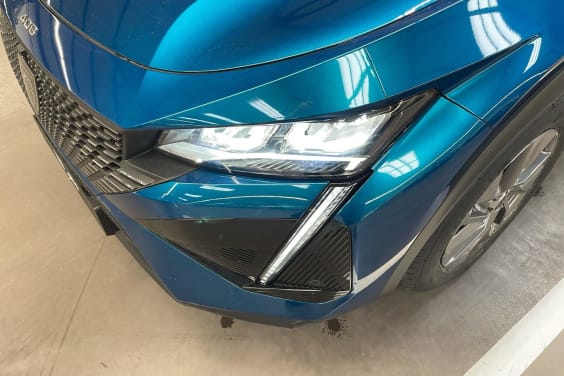 Peugeot 408 Hybrid 145 e-DCS6 Allure Bleu Obsession