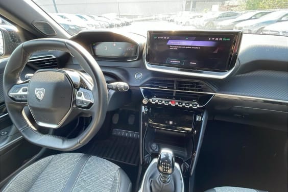 Peugeot 2008 NOUVEAU PURETECH 100 S&S BVM6 ALLURE Rouge Elixir