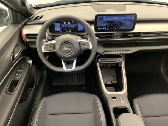 Jeep Avenger 1.2 Turbo T3 110 ch e-Hybrid BVR6 Summit Granite 