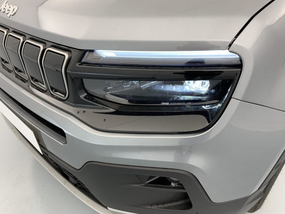 Jeep Avenger 1.2 Turbo T3 110 ch e-Hybrid BVR6 Summit Granite 
