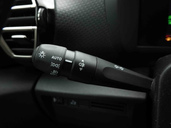 Citroën C4 X 1.2 T 130 AUT MAX Noir